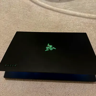 Razer Blade 17 – RTX 3080 Ti / i9 / 32GB RAM – High-End Gaming Laptop