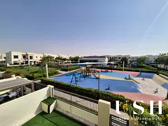 3BR+M | Beautifully Landscaped |On the Pool &amp; Park