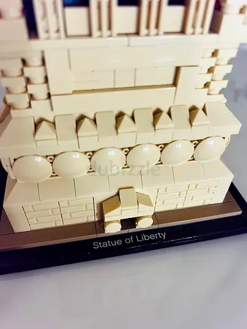 Lego Miniature Statue of Liberty Model (Beige Collectors Replica)