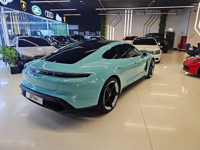 صورة 5 لـ 2021 Porsche TAYCAN