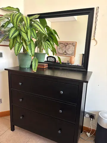 Ikea “Hemnes” chest of 3 drawers with matching mirror above