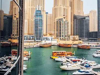 Chic 1BR Apartment with Private Balcony & Marina View