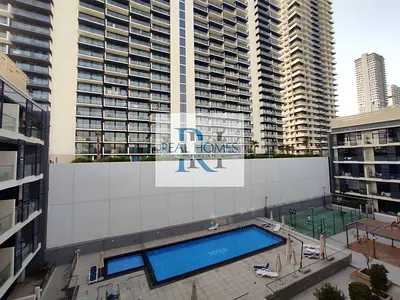 Pool View| Fitted Kitchen | Storeroom| Ready
