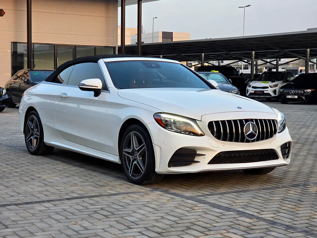 Mercedes-Benz C-Class 2023 — photo 1 of 18