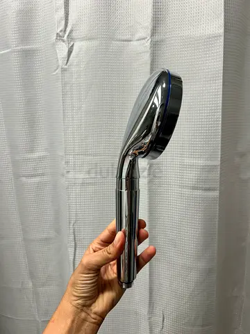 Blu Ionic shower head and shower filter - NO REFILLS AVAILABLE