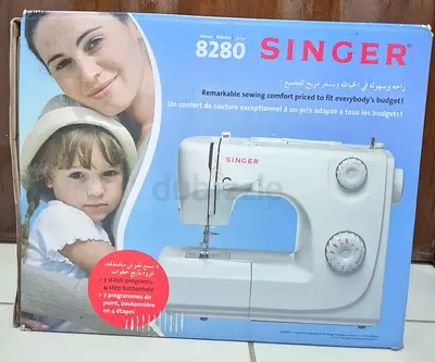 Sewing machine  8280