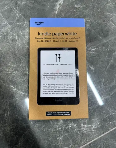 Amazon Kindle Paperwhite (sealed box/back view) - Good condition