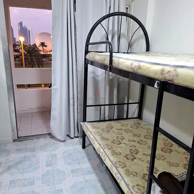 MALE BED SPACE AVAILABLE OPP CITY CENTRE NEAR DOUBLE TREE HILTON HOTEL SHARJAH