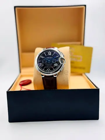 Cartier classy watch with chrono mens