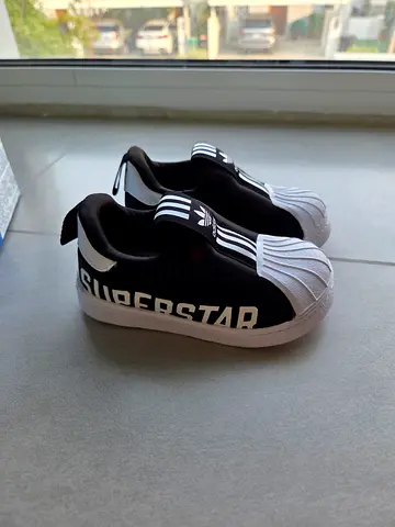 NEW Kids Adidas Superstar 360 - UK 5