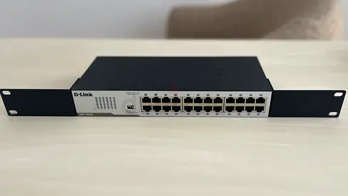 D-Link 24-Port Rackmount Ethernet Switch (Managed) - Good Working Condition