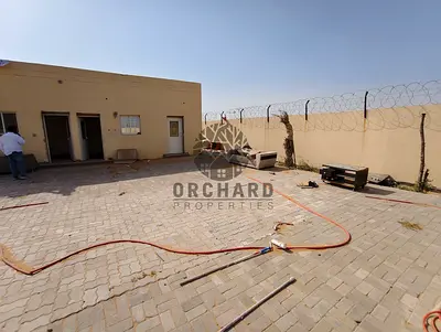 Ready to Move/2 office kitchen and Bath half Interlock/power 25 k w