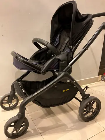 Stroller urgent sale