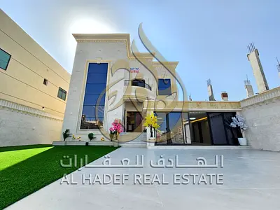✅ فيلا "أول ساكن" بتصميم عصري يجمع بين الفخامة المطلقة والحلول الذكية. ✅ تصنيف استثنائي (سكني تجاري) يصلح للسكن العائلي الفاخر أو كمشروع تجاري رائد.