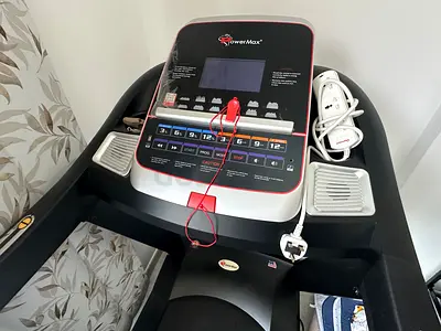 PowerMax TAC-1500 Commercial 6.0HP Treadmill - excellent Condition
