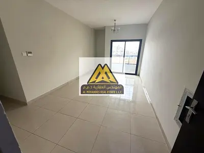 شقة غرفتين وصالة للإيجار السنوي في الجرف 3 عجمان بلكونة حمامين تكييف مركزي مناسبة للعائلات موقع مميز قريب من الخدمات