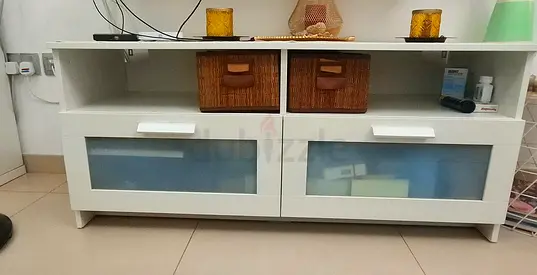 TV table with 2 drawers