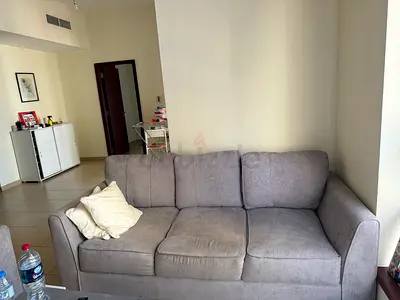 2 sofas with coffee table