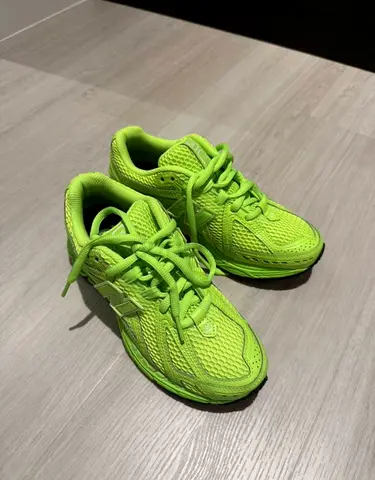 New Balance 1906r ASOS Neon Green - Size 38