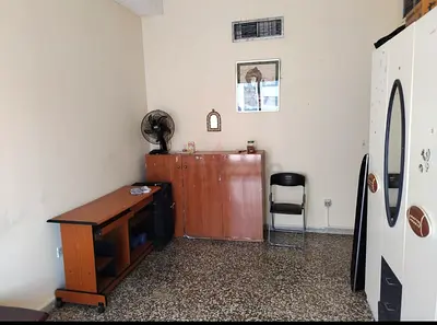 Room Indian executive bachelor khalifa street
