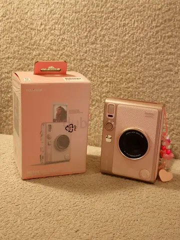 Fujifilm Instax Mini Evo Hybrid Instant Camera, Pink