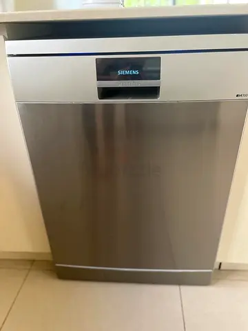 IQ700 Siemens Dishwasher 14 places setting