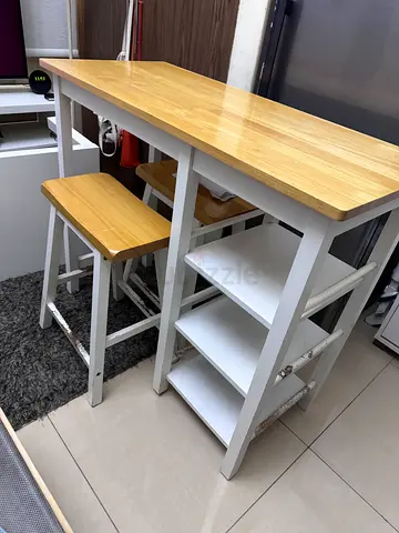 DINING SET AND 2 BAR STOOLS