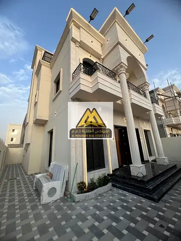 فرصة مميزة لامتلاك فيلا فاخرة في منطقة الزاهية، بتصميم حديث ومساحات واسعة تناسب السكن الراقي أو الاستثمار، مع تشطيب مميز وتوزيع عملي للغرف.