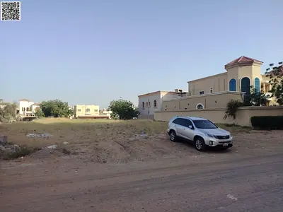 للبيع   قطعه 10 الاف سكنية بموقع متميز في منطقة المويهات 2 في عجمان