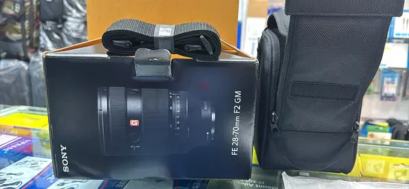 Sony FE 28-70mm F2 G Master (GM) Lens with Carry Case - Used