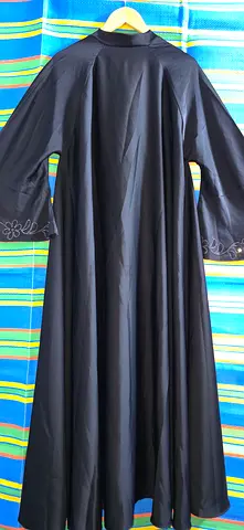 Black Full-Length Abaya with Embroidered Cuffs - Good Condition 54 Size