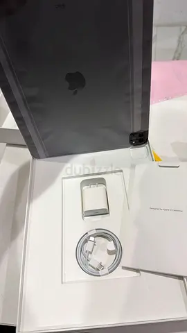 iPad Pro 12.9 inch 2023 m4 2tb  Celluler for sale