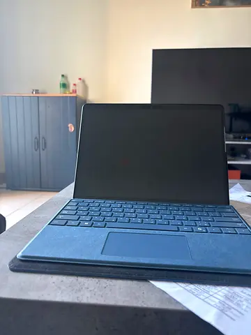 Surface pro 9, with keyboard and stylist for sale