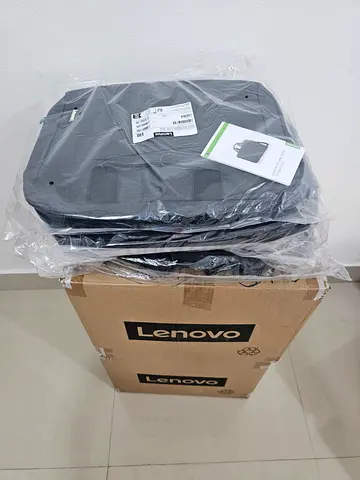 Lenovo laptop backpack / carrying case - brand new, sealed