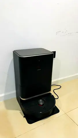 Robotic Vacuum Cleaner X20 Max with Self-Empty Dock (Excellent Condition)
