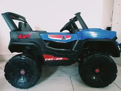 Can-Am 4x4 Ride-On Toy Car for Kids - Battery Powered