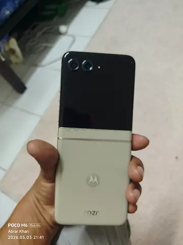 Motorola Razr Foldable Phone (Good Working Condition)