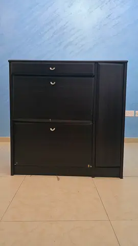 Dark Wood 3-Shoe rack - Good Condition