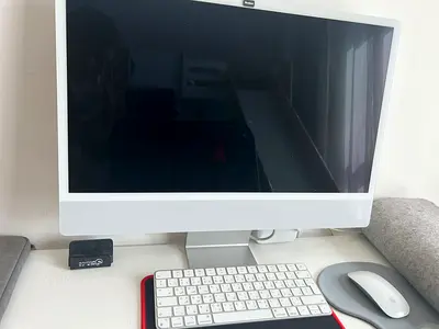 24 IMAC M1 2021, 8GB , 256GB with Original Box