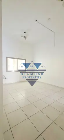 Today very hor offer Spacious and good location in abushagara Unfurnished Cantral AC 1bhk 2600 mont