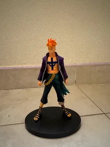 One piece Marco figure