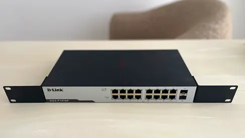 D-Link 16-Port Rackmount Ethernet Switch (Model DGS-F1016P)