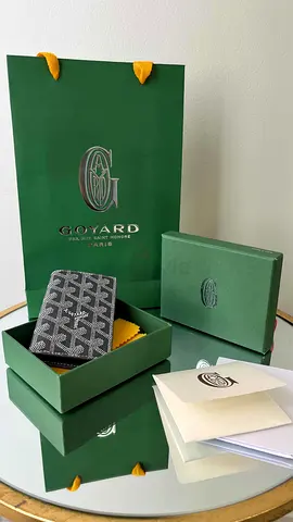Housed wallet ( unwanted gift / price negotiable)