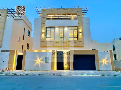شامل مياه و كهرباء و مكيفات - طابقين و روف - مسبح خاص