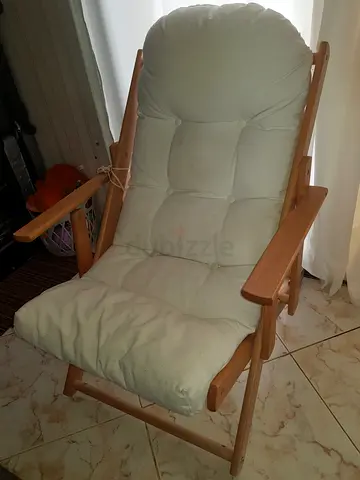 👉 Urgent Sale – 2 Chairs in Good Condition