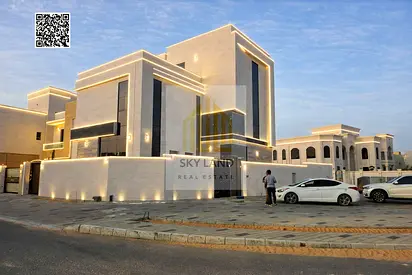 شامل مياه و كهرباء و مكيفات  - 3 طوابق - فيلا كورنر