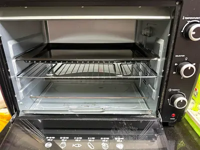 Oven