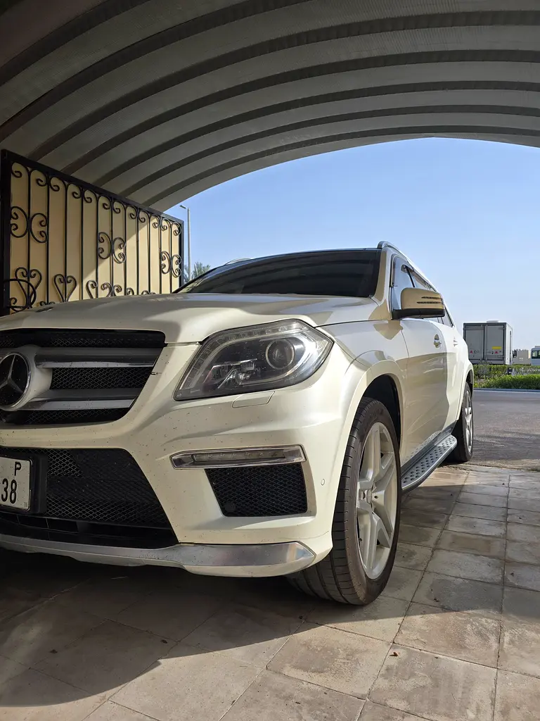 Mercedes-Benz GL-Class 2015 — photo 1 of 3