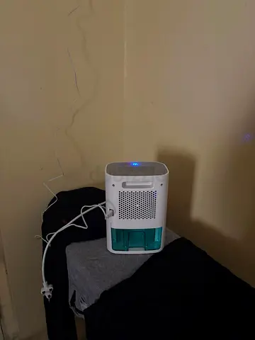 Clevast 800ml Mini Dehumidifier - Portable for Bedroom/Bathroom/Closet 80 AED Fix Price