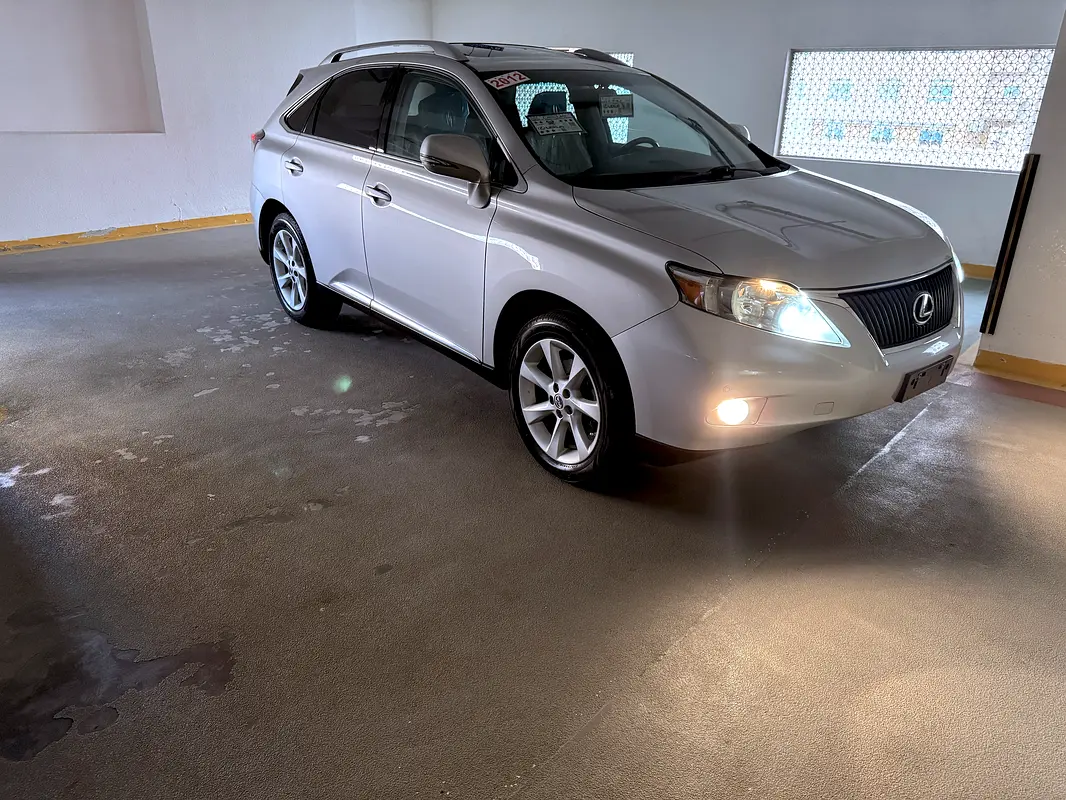 Lexus RX-Series 2012 — photo 1 of 7